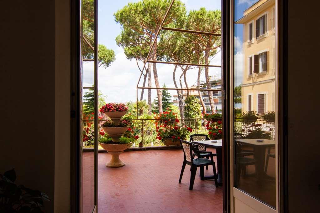 Villa Montemario Rome Room photo
